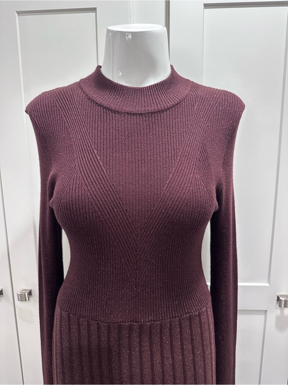 Baltic Born Jamelia Pleated Long Sleeve Mock Neck Maxi Sweater Dress Size XL - Picture 6 of 10